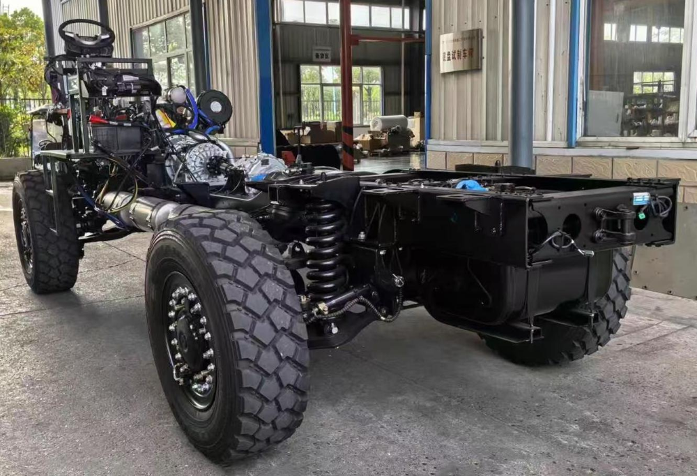 13T Anti landmine vehicle chassis photo